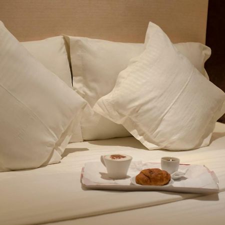 Elite Suites Hotel - Al Muruj Эр-Рияд Экстерьер фото