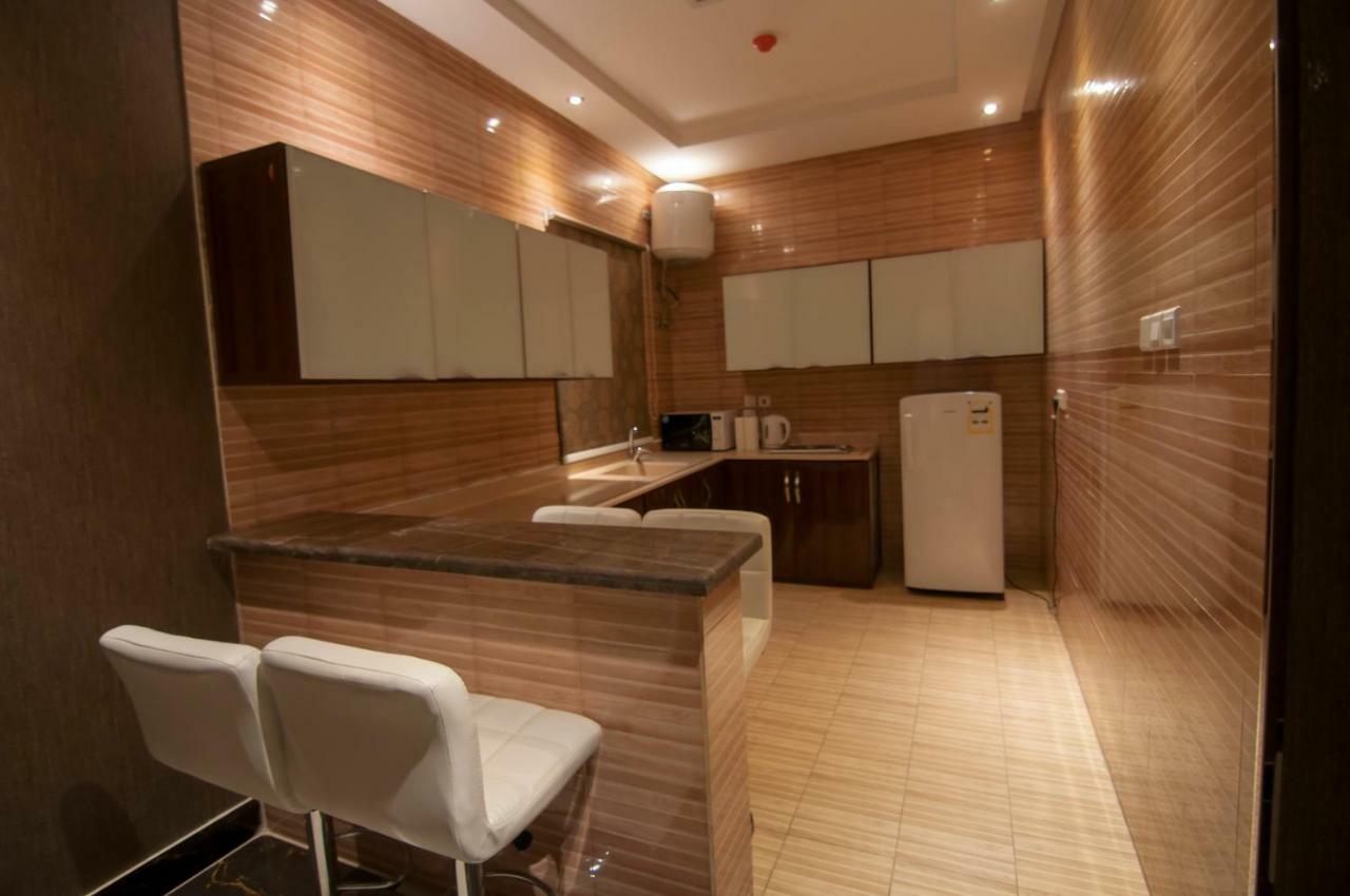 Elite Suites Hotel - Al Muruj Эр-Рияд Экстерьер фото