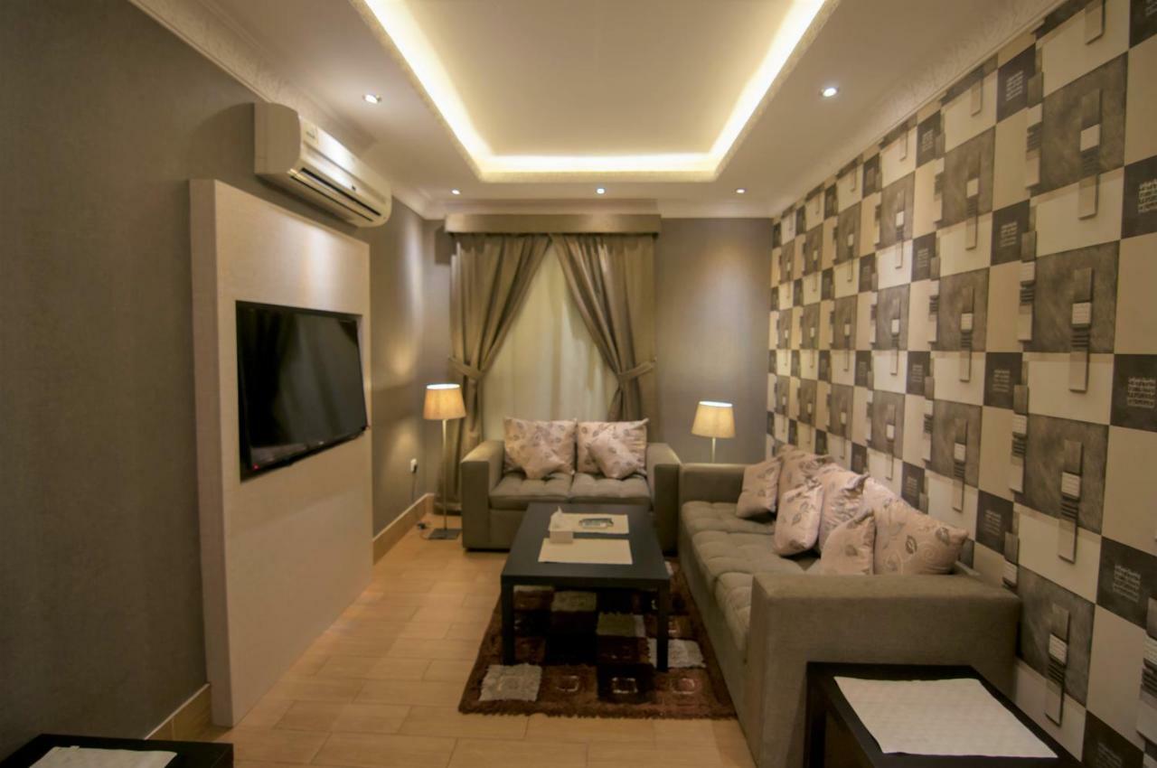 Elite Suites Hotel - Al Muruj Эр-Рияд Экстерьер фото