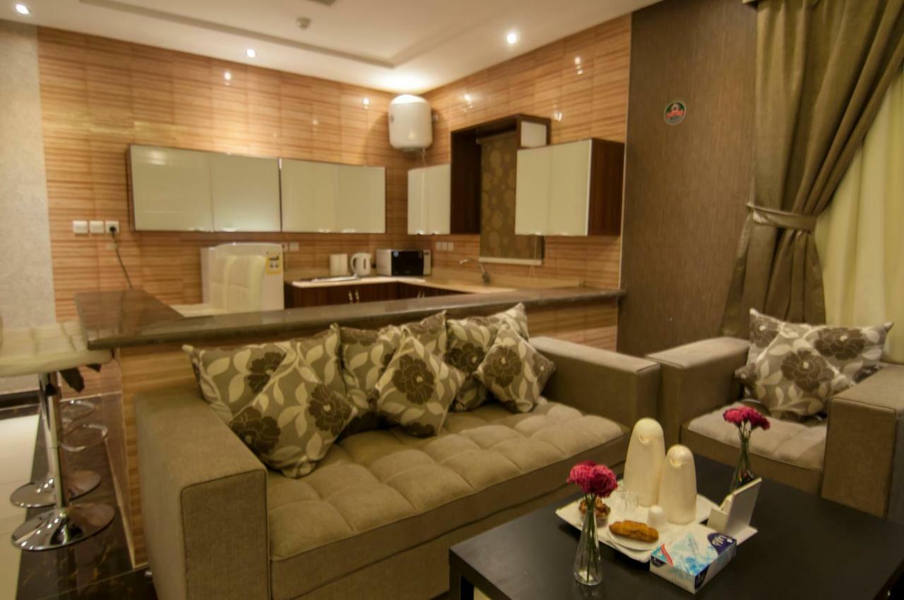 Elite Suites Hotel - Al Muruj Эр-Рияд Экстерьер фото